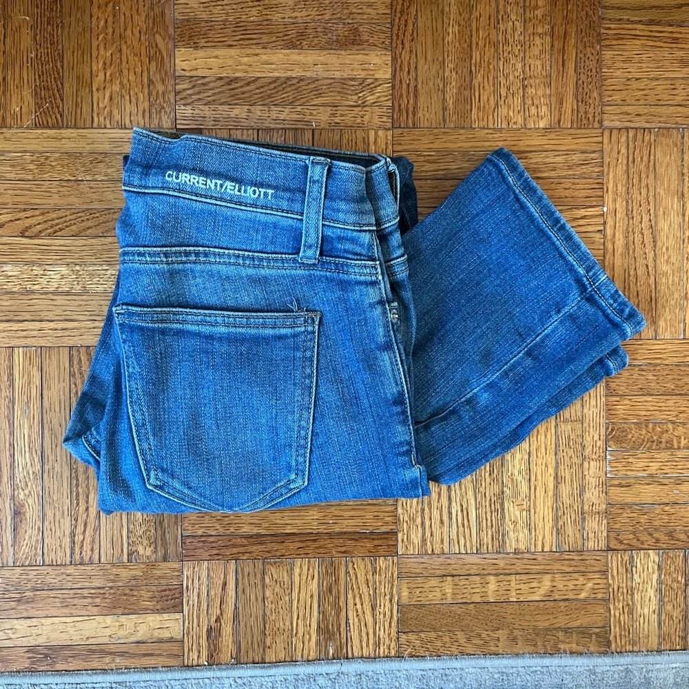 Current/Elliot Ripped jeans